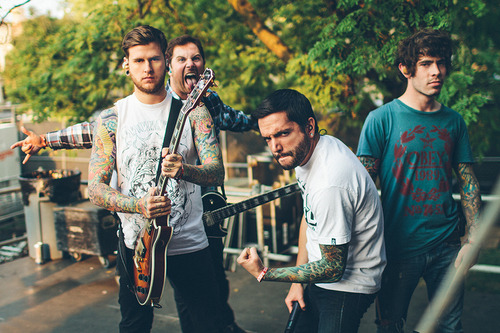 oxidizedmorphine:  A Day to Remember Tumblr on We Heart It. http://weheartit.com/entry/66596203/via/apenassonhandoaltodemais 