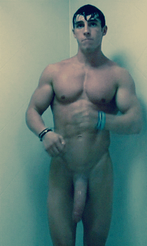 tonyc34weho:  southhallspsu:  edwardildo:  Big fuckr  Swollen in the best ways  