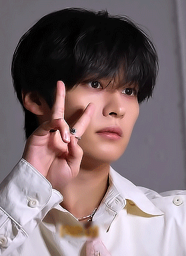 LEE KNOW X 'ATE' ERA