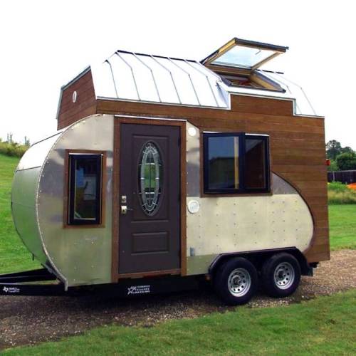 builtsosmall-campervantravels: america-living: Tiny House/Tear Drop Trailer Combination Wow. Very di