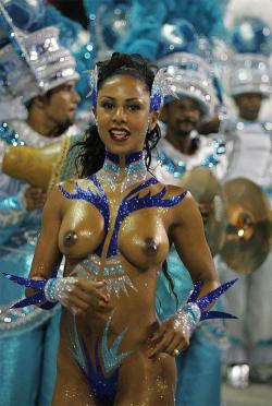 puffiesandpointies:  festivalgirls:  Are there any good Brasil “Carnival” subreddits? Searching brings up nothing and the one I did find sucks. http://tiny.cc/cwqtiy  Ill bet she does
