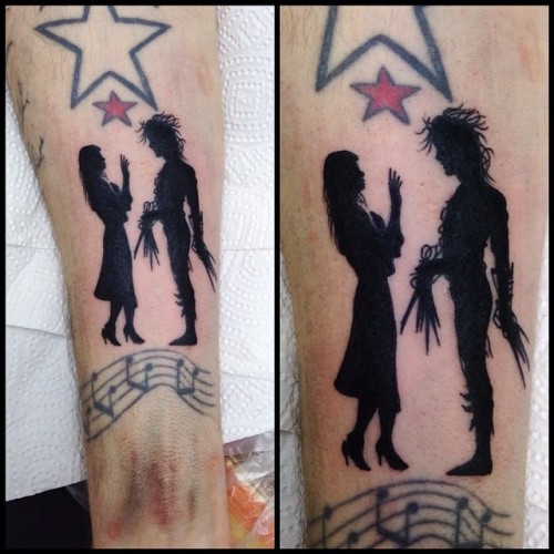 Edward Scissorhands. #tattoo #tattoos #luckycattattoo #luckycattattooparlour #edwardscissorhands #ti