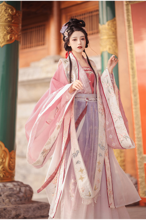 hanfugallery:chinese hanfu for couples in qixi festival theme by 宴山亭