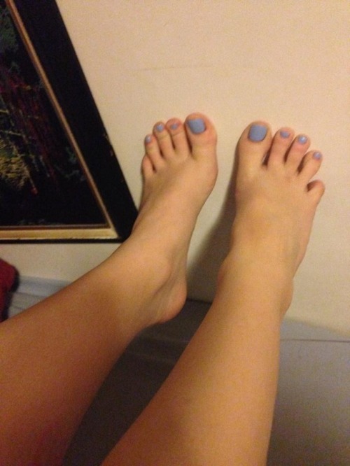 karathefootgoddess: just letting the fresh paint dry<3 what do you guys think of the color?