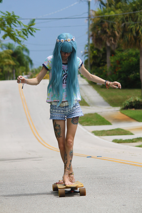 soohighrightmeow: Longboarding was fun~