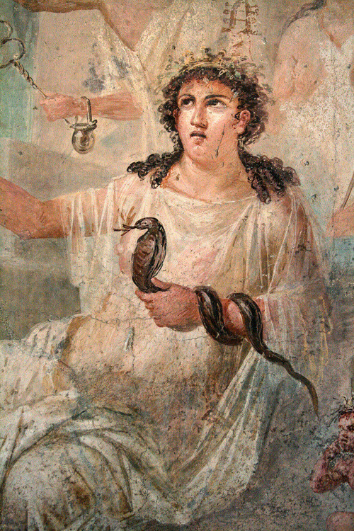 dwellerinthelibrary:Detail of a fresco from the Temple of Isis, Pompeii (by Mirjam75)