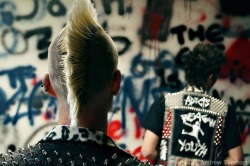 punkerskinhead:  Great looking punk with the bleached mohawk and the punk gear 