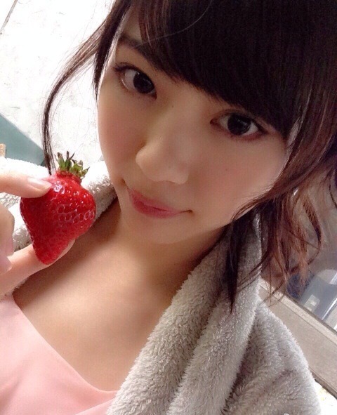 nogibaby:  Pics from Nishino Nanase mobame 乃木坂46  西野七瀬