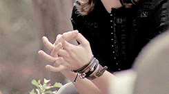 wyndocs:female awesome meme: [1/5] unfairly hated female characters ✮ peyton sawyer, you don’t like 