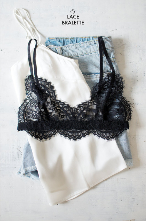 diyhoard: A Pair &amp; A Spare has done it again with this gorgeous lace bralette. Easily make y