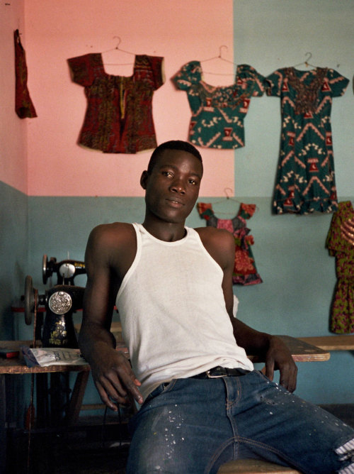 vanessapeterson:abidjan, côte d’ivoire.shot by photographer & model eddie wrey [via i-d magazine