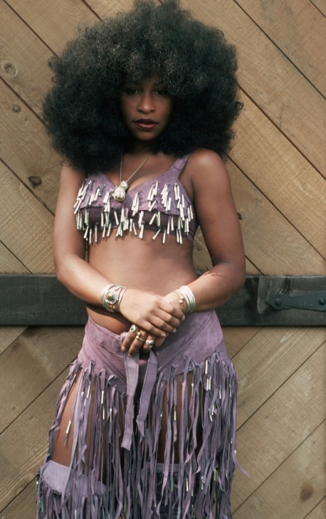 twixnmix: Chaka Khan, circa 1976