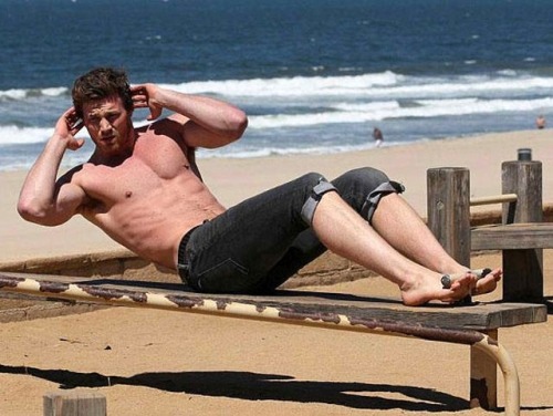 Porn Pics Derek Theler