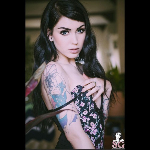 Today my #wcw is @dametualma ♡ She is sooo gorgeous! #lushset #arwensuicide #suicidegirls #MR @suici