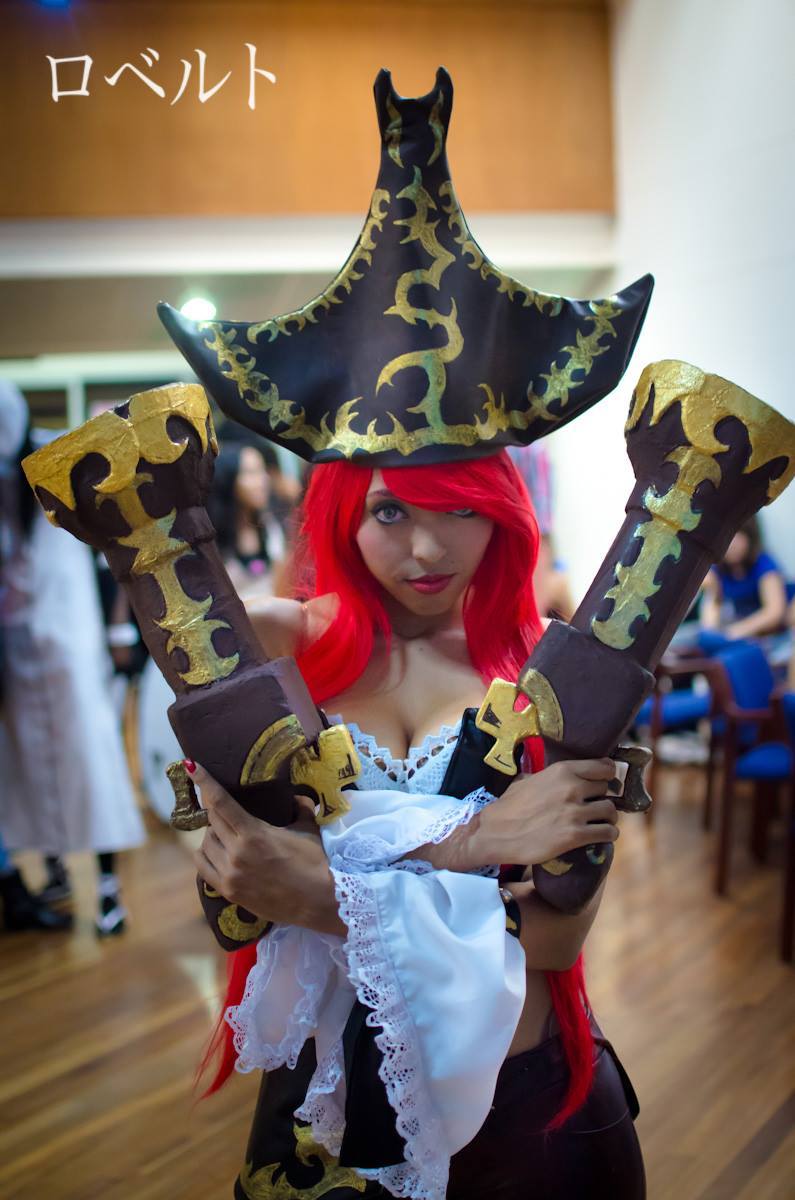 hotcosplaygirl:  Cosplay girlCosplay girl Twitter