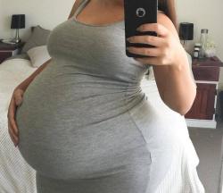 redeem26:preggoworship:Nice & Plump 🥰Gonna porn pictures