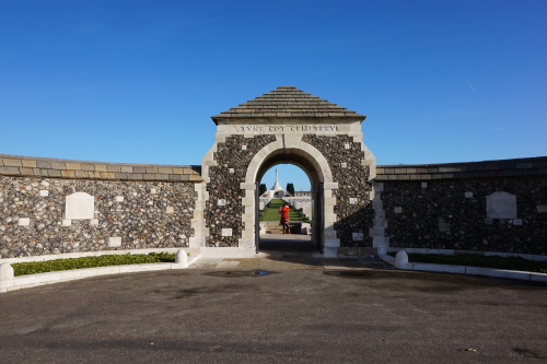 maelerie:28.11.2015  -  Tyne Cot Cemetery  -  Ypres  -  Belgium(by Mae