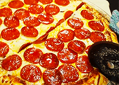 Porn Pics fatfatties: Pepperoni Pizza   delicious~