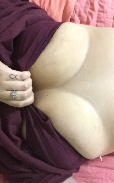 kinkyandcassual:  an update on how my boobs are doing: good 
