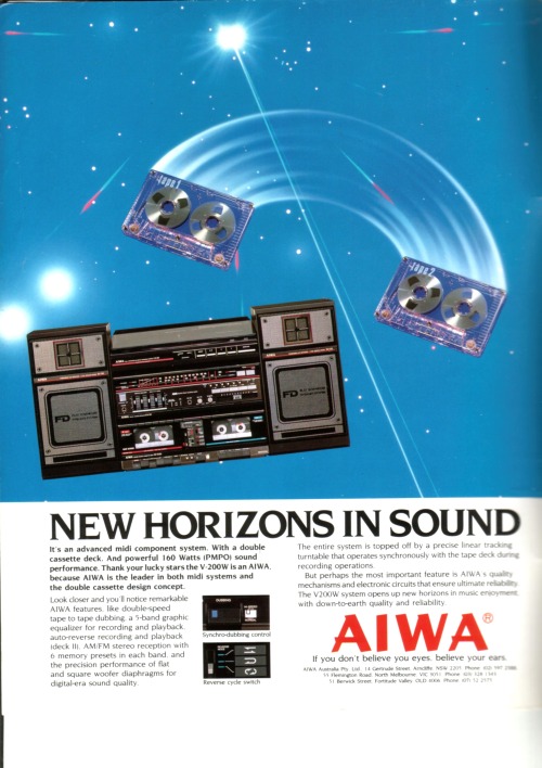 yodaprod: tapeworld:Aiwa V-200W Boombox 1985 1985