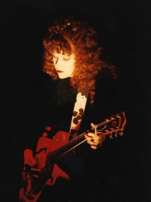 stay-sick-turn-blue:Poison Ivy, The Cramps