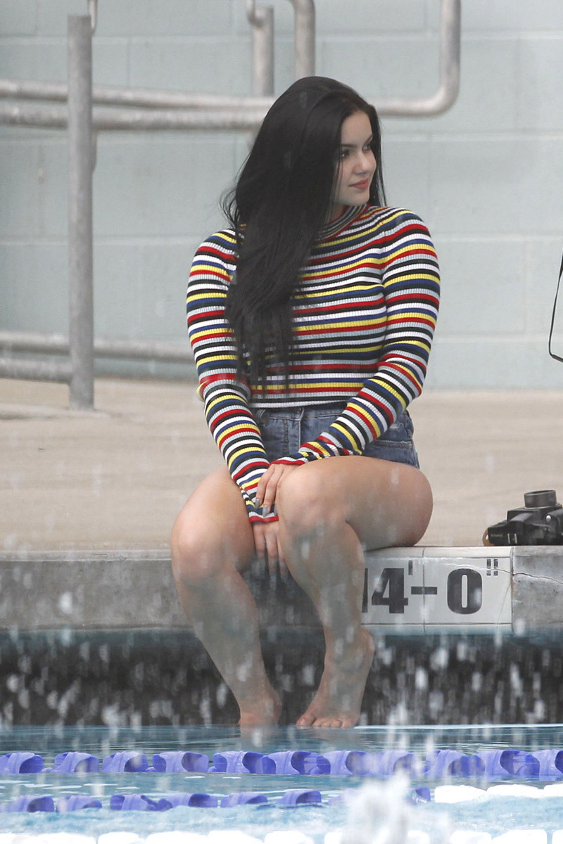 celebpaparazzi:  Ariel Winter photoshoot in LA - October 29th, 2016See All Of Ariel’s