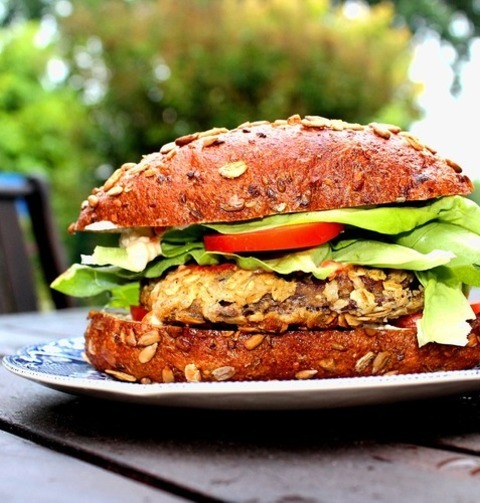 Vegan Kidney Bean Burgers Recipe