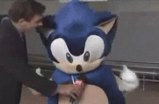 suppermariobroth:Mario disrupts Sonic’s interview in one of the promotional videos for Mario & Sonic at the Olympic Games.