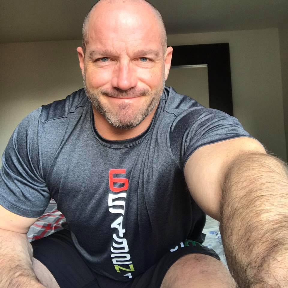 gentlemenprefermuscle:  wrestledaddy:  WOOF!  I know you.