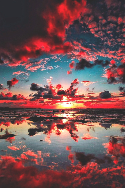 lsleofskye:Just another sunset reflection | benmuldersunsets