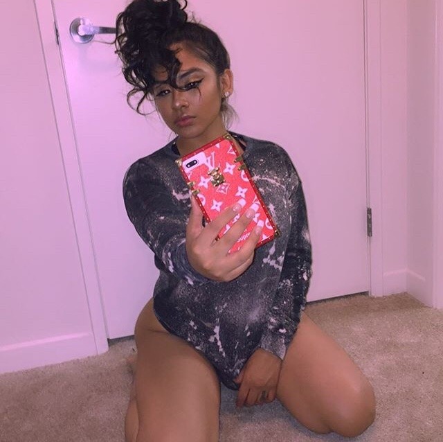 glodaddykush:  🍑😩😻😛💦