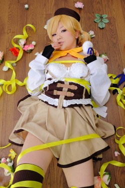 Puella Magi Madoka Magica - Mami Tomoe (Myiwo)