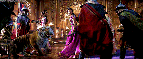 rivailles:Rajah protecting JasmineRequested by anonymous