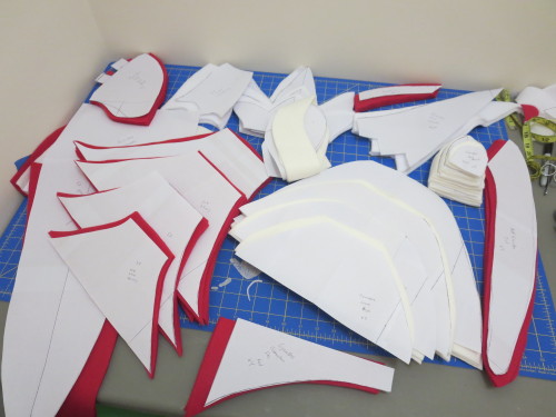 caffeinatedcrafting:This marks the 5th gyarados hat I’ve made, unfortunately I don’t hav