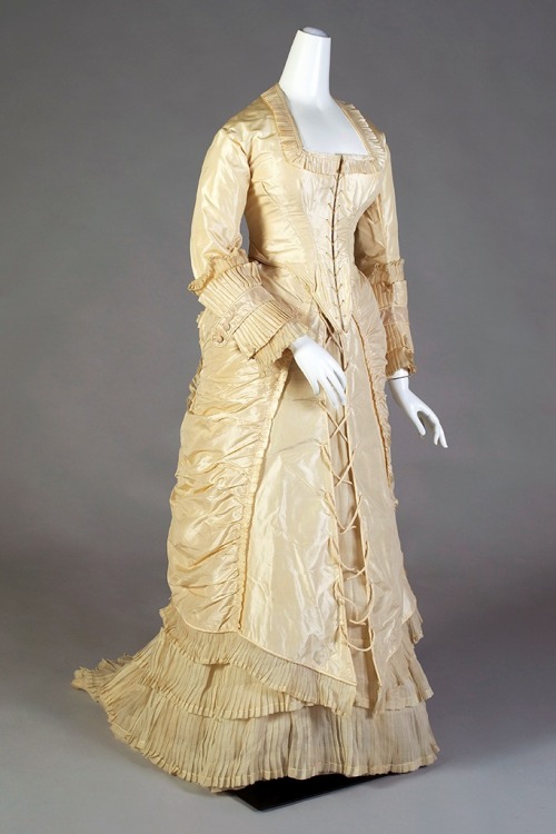 Wedding dress, 1876From the Kent State University Museum on Facebook