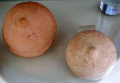 khrysothemis:Terracotta breasts, wombs and genitalia Late 4th - mid 2nd c. BCEFrom Lucera (ancient L
