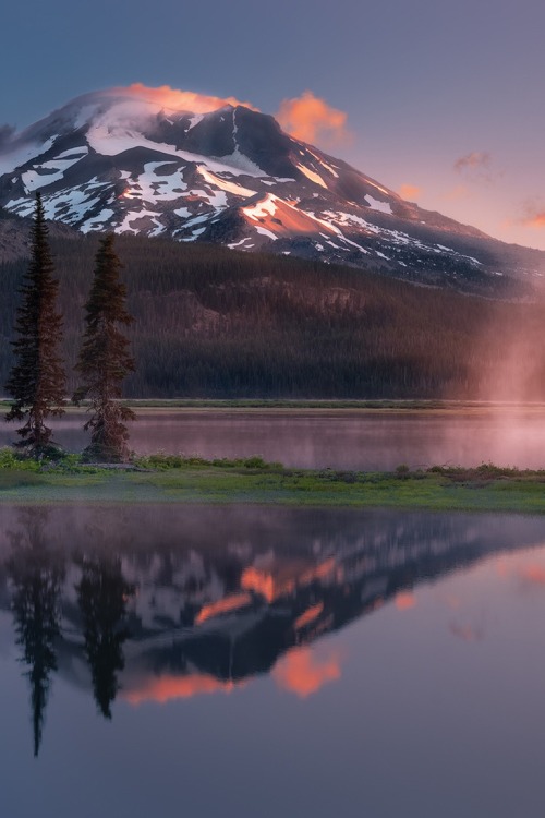 sundxwn:  Sparks Lake by İlhan Eroglu 