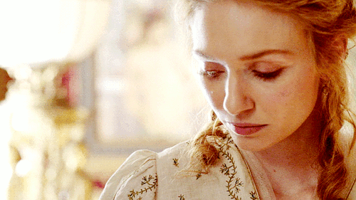 antoinetteboleyn:Marry whom your heart cries out for!