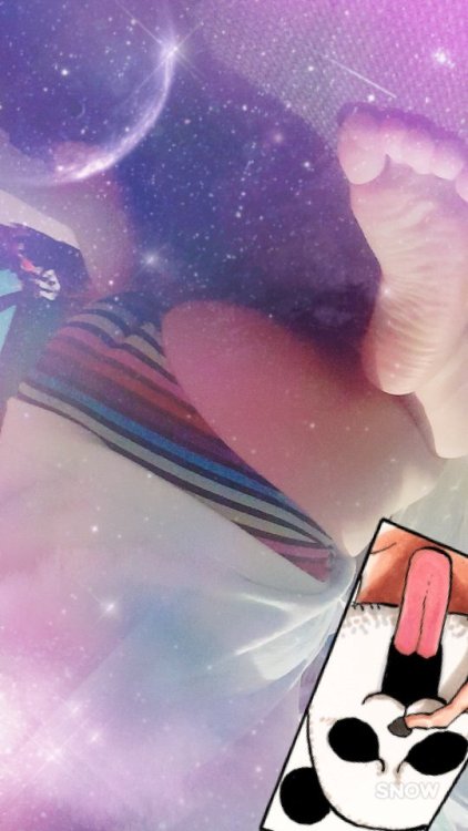 succubus-mommy: succubus-mommy: More booty pics due to popular demand…. Reblogging old shit