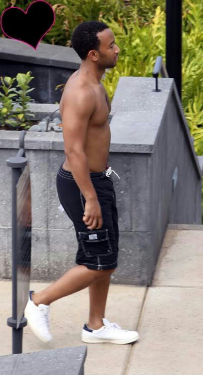 lamarworld:  singer John Legend ’ s juicy ass 