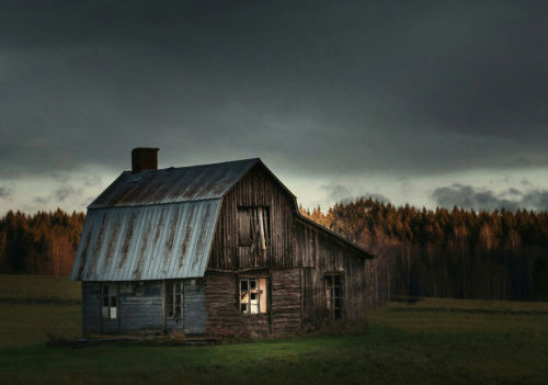 archatlas:  Abandoned Houses in NorwayBritt M. is a photographer based in Oslo, with a special love for abandonment and moody skies. Her most beloved subject of photography are themed portraits. With a background in film and drama studies she loves to