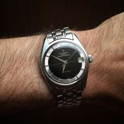 womw:  Funky cool old Polerouter from the 60s with the original bracelet. Love the type on the date (moved it to 16 for the photo because I love the 6). by jason.fried from Instagram http://ift.tt/1HAjT2y