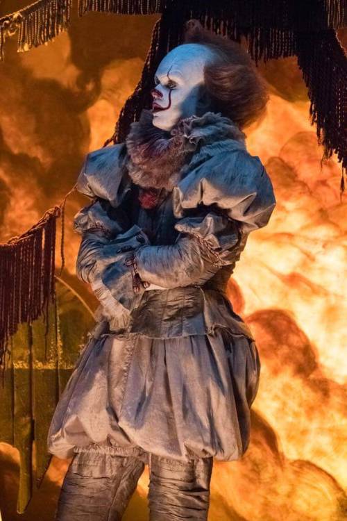 pennywisethot: mrsbillskarsgard:I’m going to fucking lose it  the drama in the first one @bill