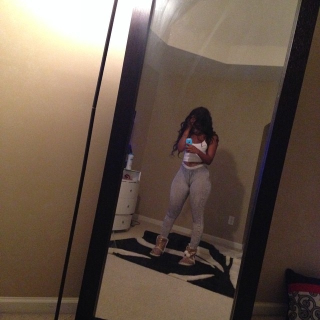 oldschoolkat:  allthingsbootiful:  Nikki Natural  😍😍  Sexxxy phat