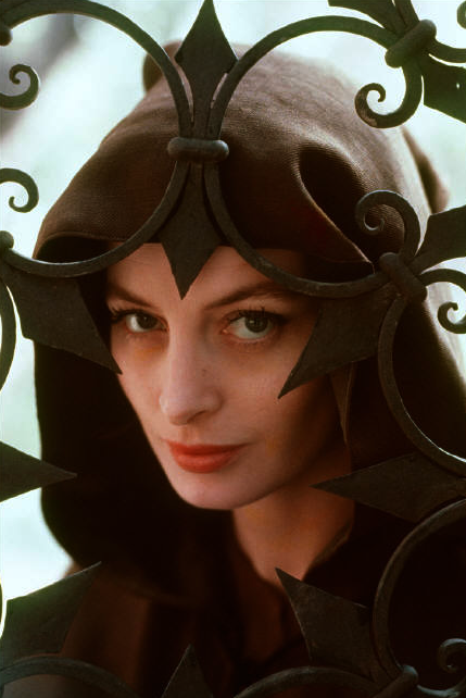 barcarole:  Capucine in Harold Lloyd’s gardens in 1960, by Philippe Halsman. 