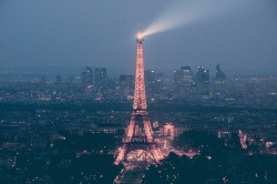 traum-e:  Paris by night 