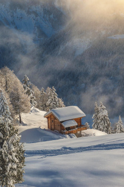 wnderlst:  Cabin in Switzerland  