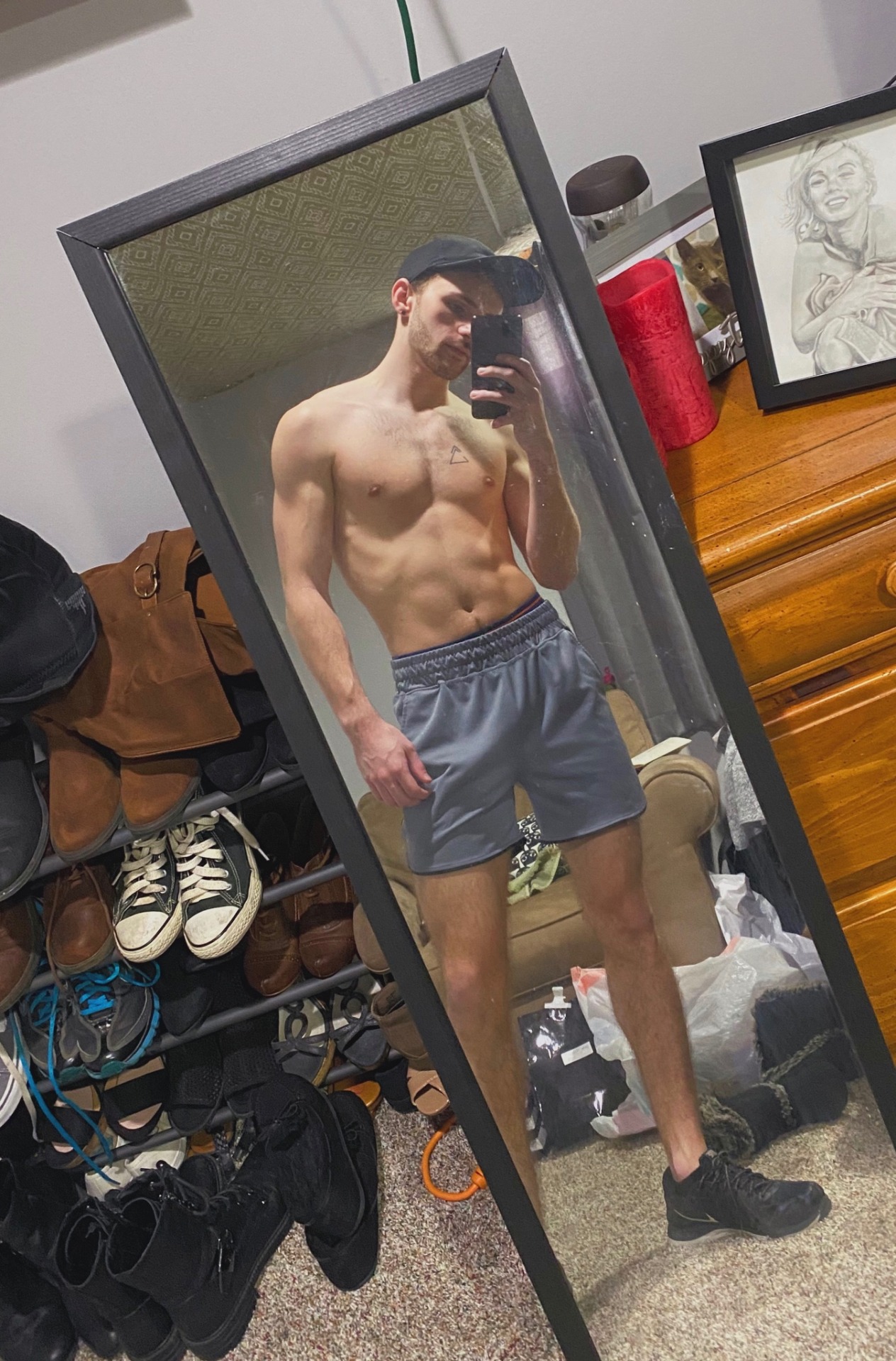 savemeimgay:felt cute, definetly wont delete later