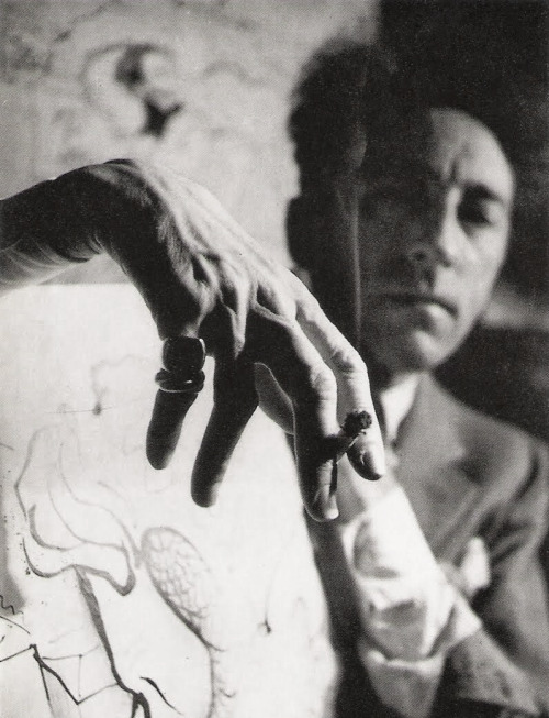 Porn joeinct:  Jean Cocteau, Photo by André Papillon, photos