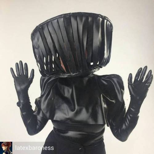 Credit to @latexbaroness : Happy Easter! #easterbonnet #themaw #masks #latex #art #bizarrerubber #la